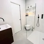 Charming 2 Bedrooms Flat