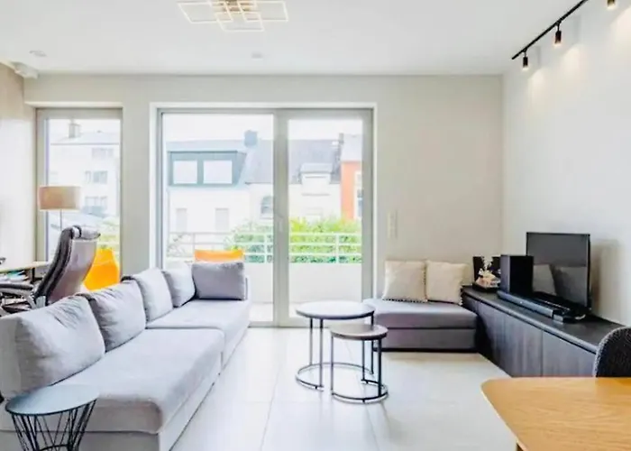 Charming 2 Bedrooms Flat